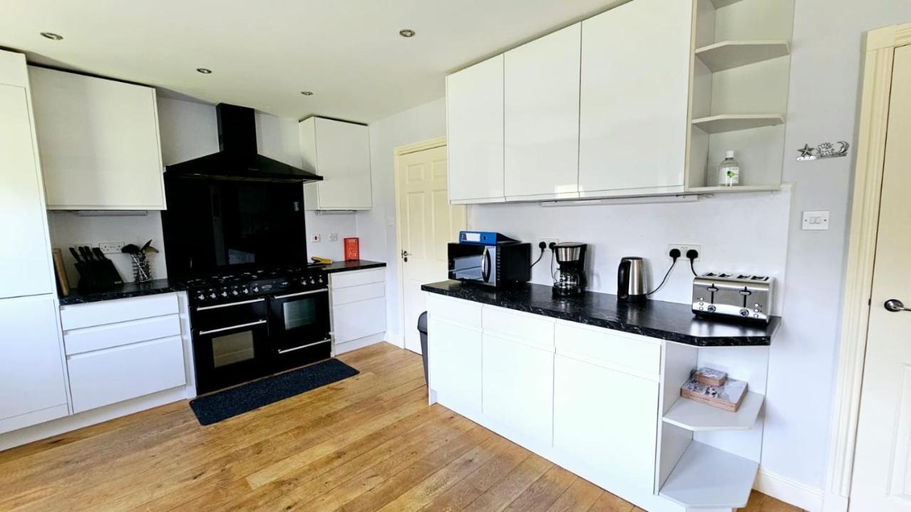 26 Woodgrove Drive Villa Inverness Bagian luar foto